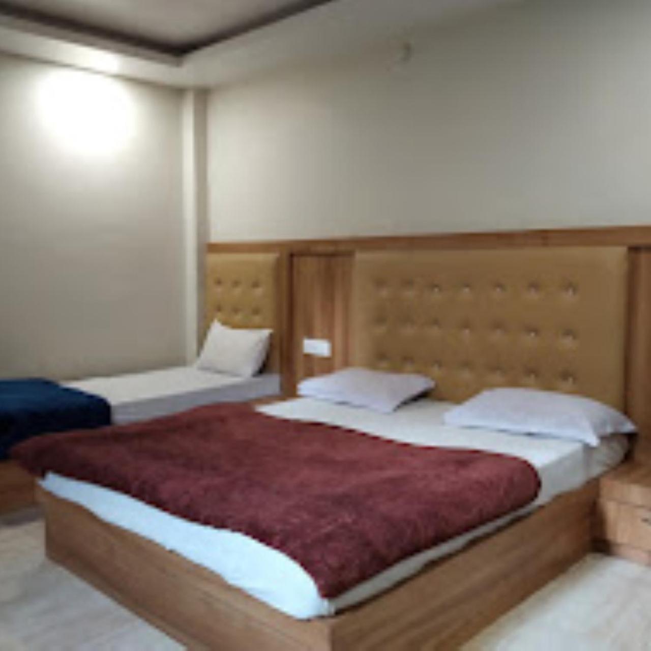 New Kumar Hotel & Banquet Lucknow Esterno foto
