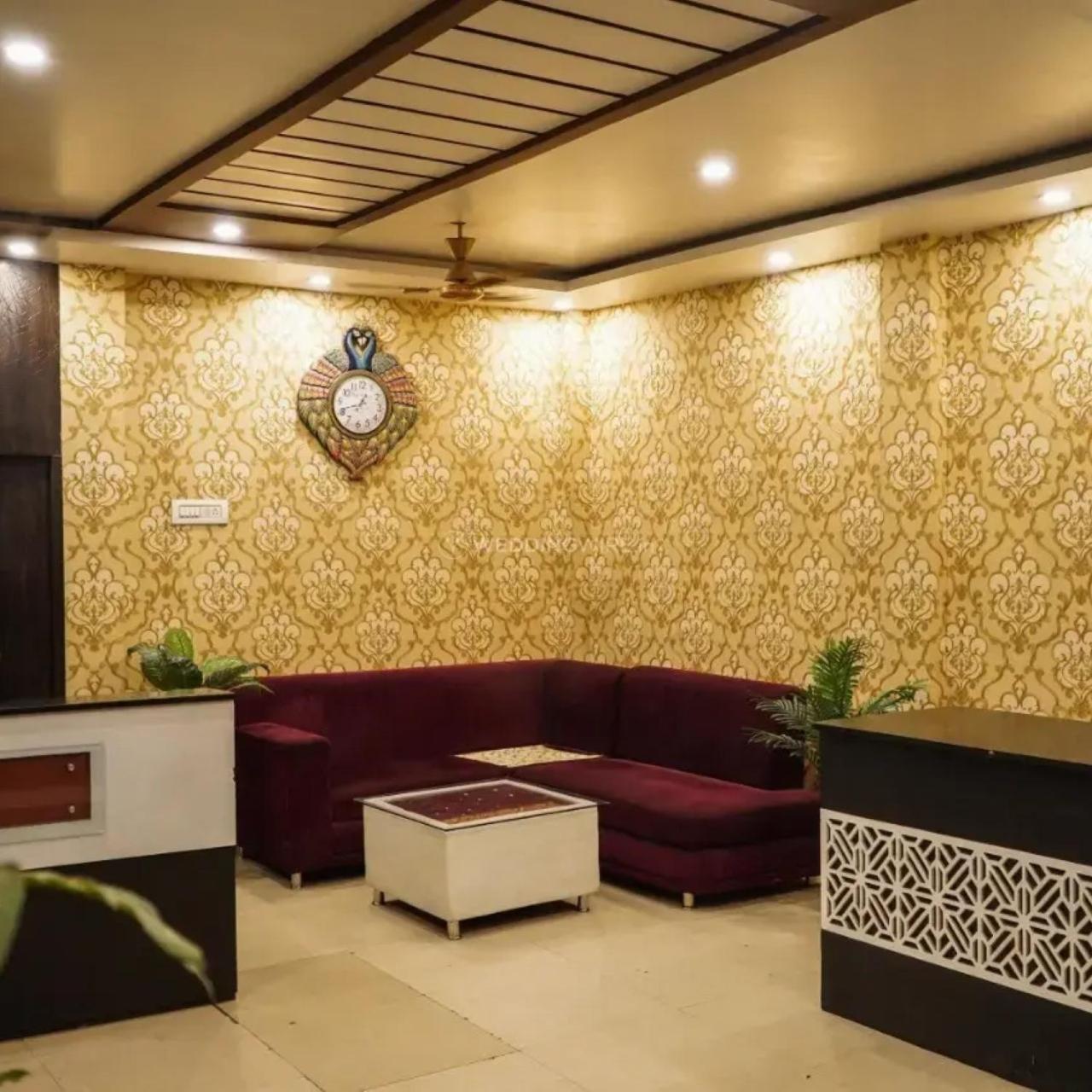 New Kumar Hotel & Banquet Lucknow Esterno foto